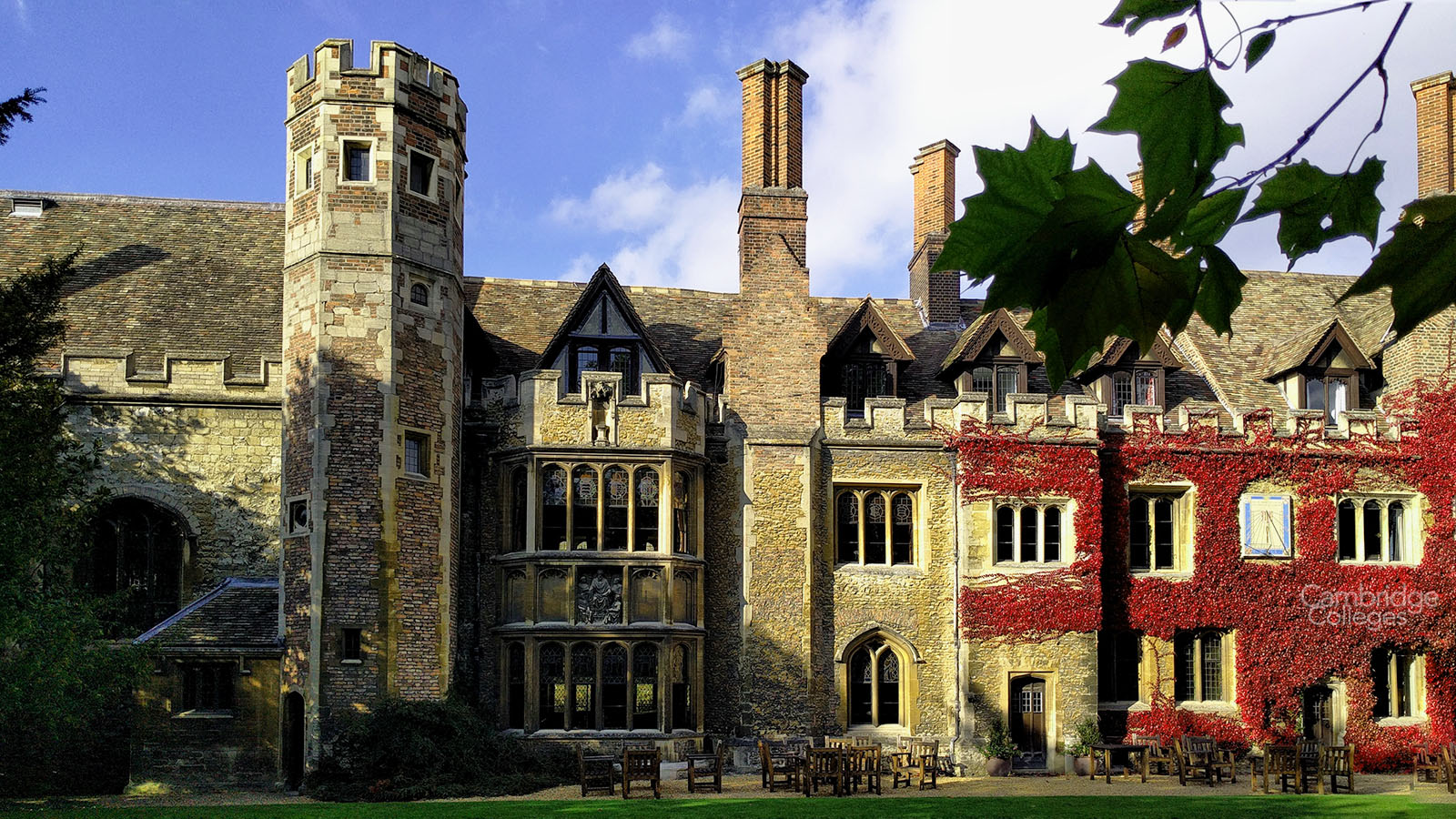 Cambridge university was founded. Кембриджский университет Peterhouse. Колледж Peterhouse College. Кембридж поместье Уимпл. Колледжи Кембриджа.