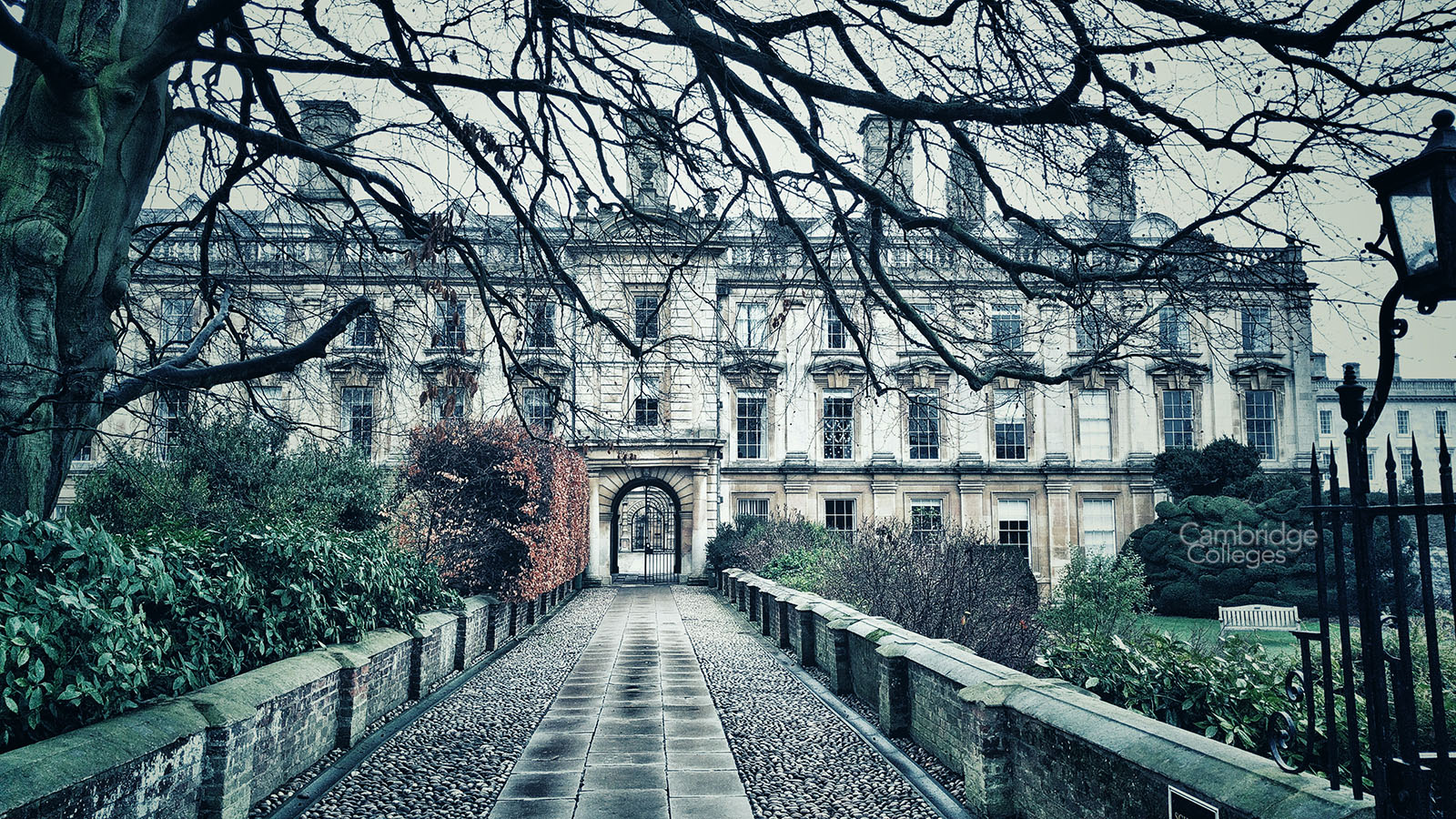 Clare college as seen from Clare bridge