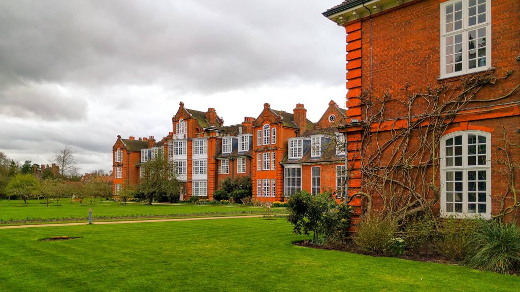 Newnham College grounds