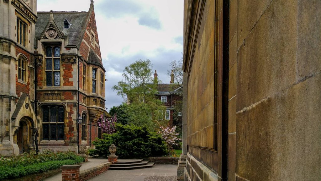 Pembroke College grounds